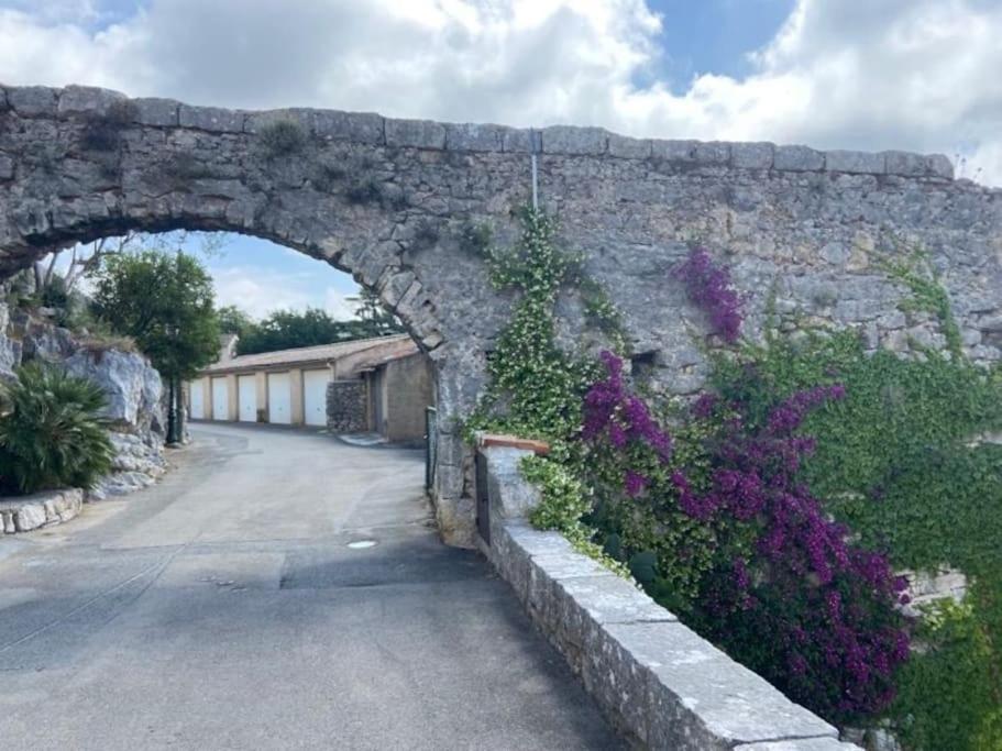 Apartment Bright Close To The Village Tourrettes-sur-Loup