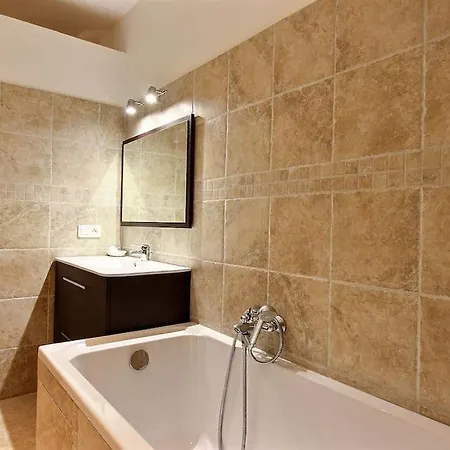 Bright Apartment Close To The Village Tourrettes-sur-Loup Exterior photo